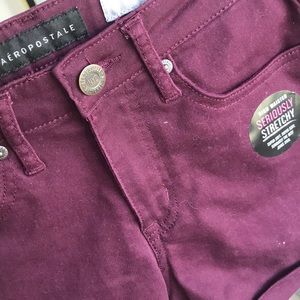 Aeropostale Midi High Waisted Stretchy Shorts